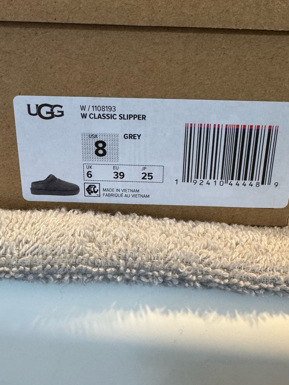 UGG W Classic Slipper - Grey